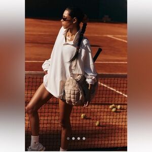 Free Peoplee Work it out pullover Size Small Ivory